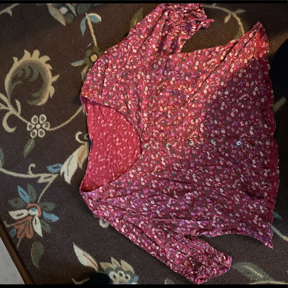 American eagle button top